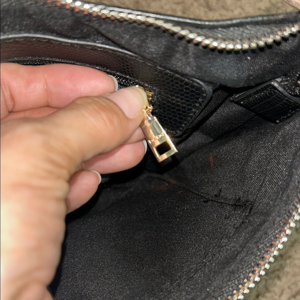 Bebe Fabiola Black Crossbody Bag with Gold Accents in Great Condition - Picture 4 of 5